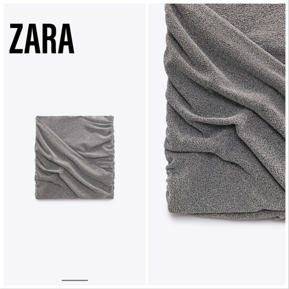 Zara mini skirt, like new condition. Only worn once - Picture 1 of 2